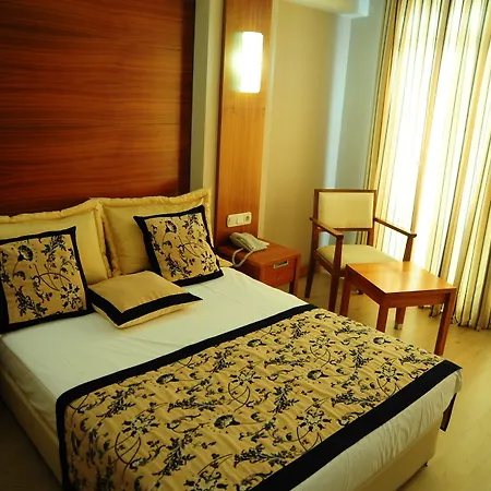 Hotel Trendy Adults Only Side